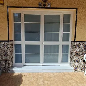 https://casa-santo-a-2-minutos-de-la-playa-a-pie.1costadelsol.com